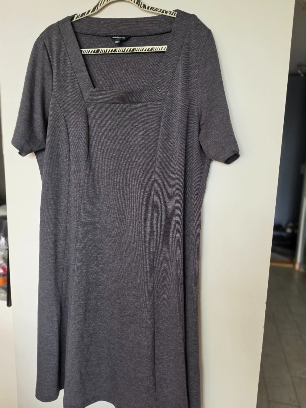 WARDROBE ESSENTIALS Heathered Gray Square Neck Midi Dress Size 18